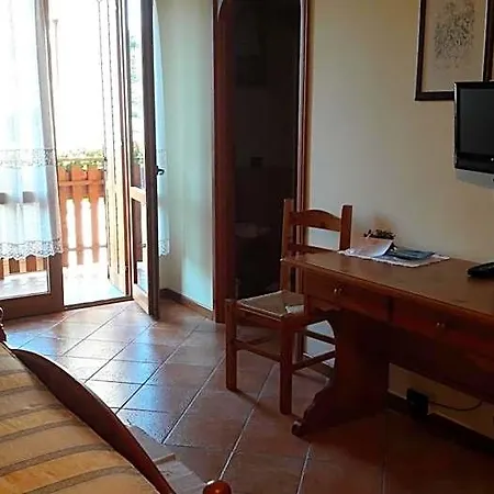 I Camuni Acomodação com café da manhã  *